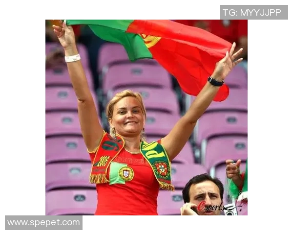 足球明星激情撞胸口瞬间视频引发热议网友热情讨论背后故事